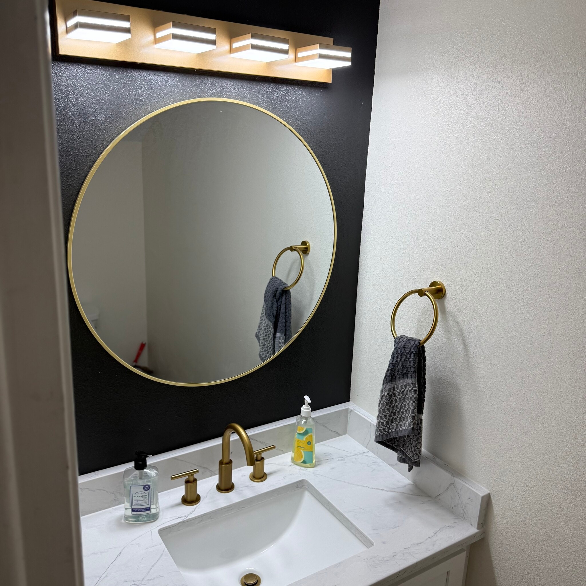 Building Photo - 3424 W Lemon St