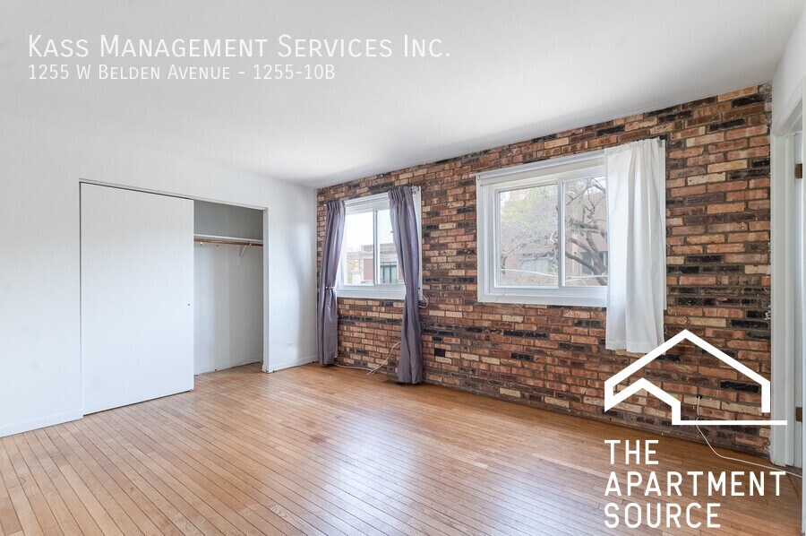 Building Photo - 1257 W Belden Ave