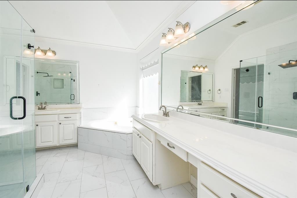 Building Photo - 5217 Blossom St