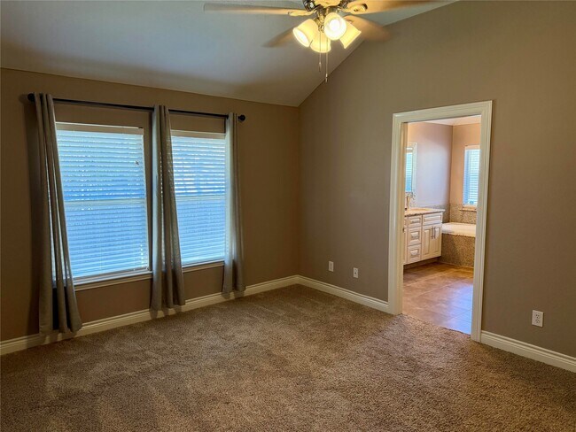 Building Photo - 13715 Cypresswood Crossing Blvd