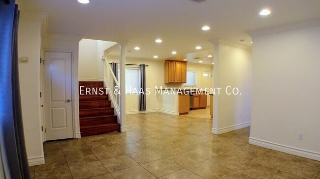 Building Photo - 1148 Termino Ave