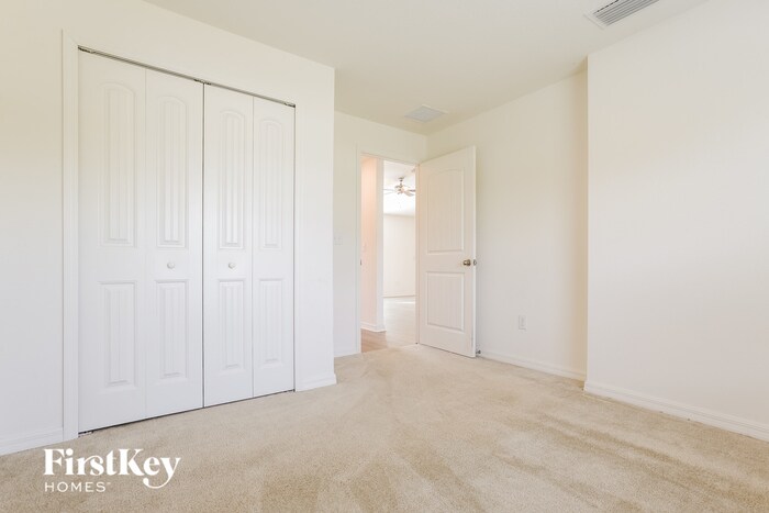 Building Photo - 3685 Parade Terrace