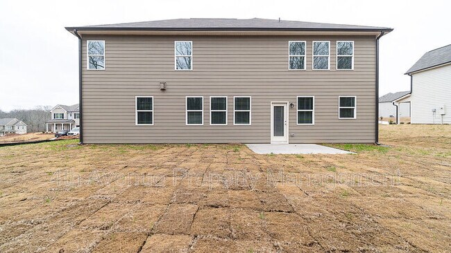 Building Photo - 209 Paxton LN
