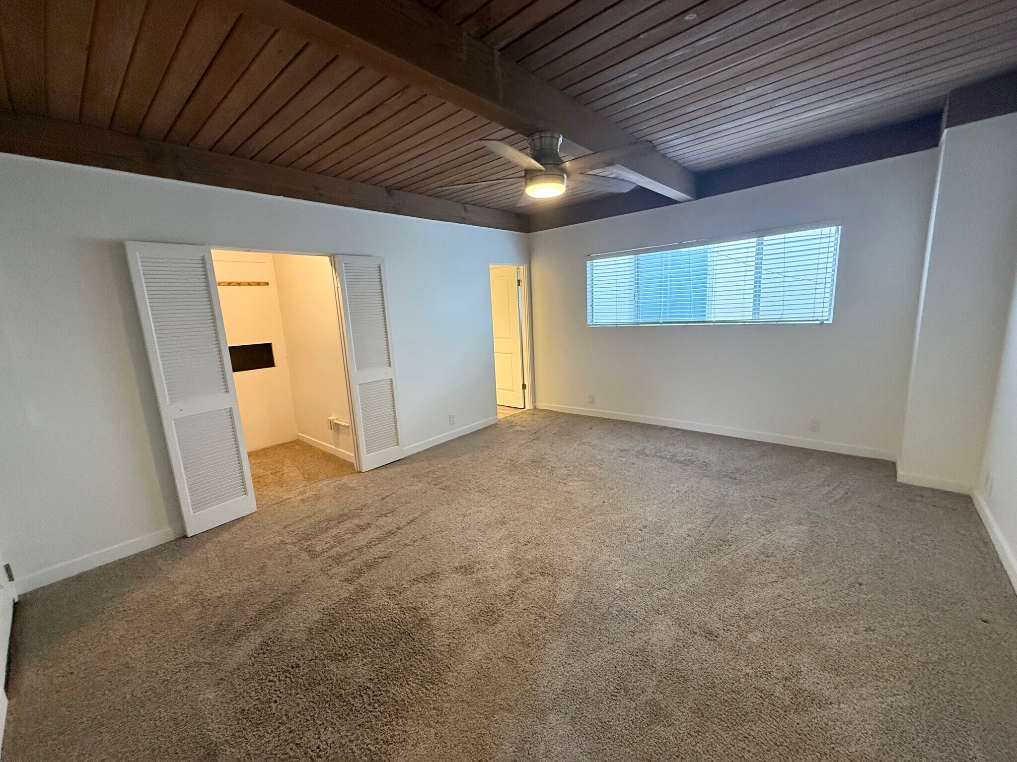 Primary bedroom with closet - 235 Avenida Aragon