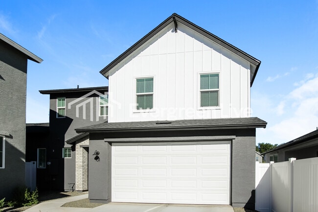 Building Photo - 9117 N 181st Ave