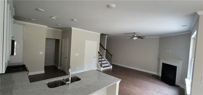 Building Photo - 5995 Arbor Knoll Pl