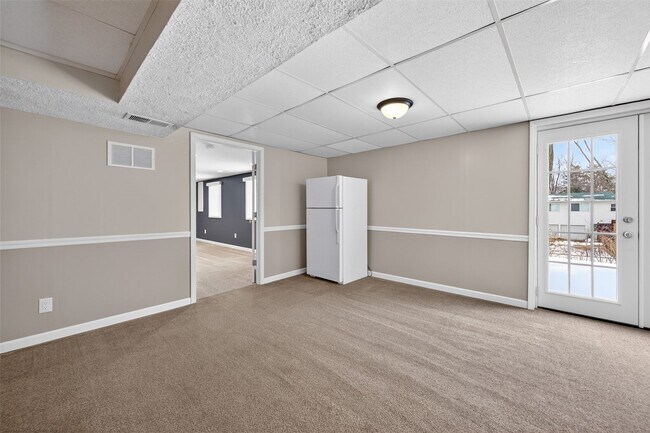 Building Photo - 1203 Dorne Dr