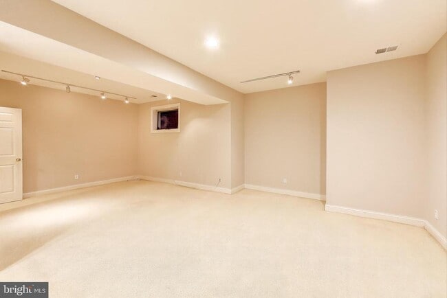 Building Photo - 7806 Fox Gate Ct