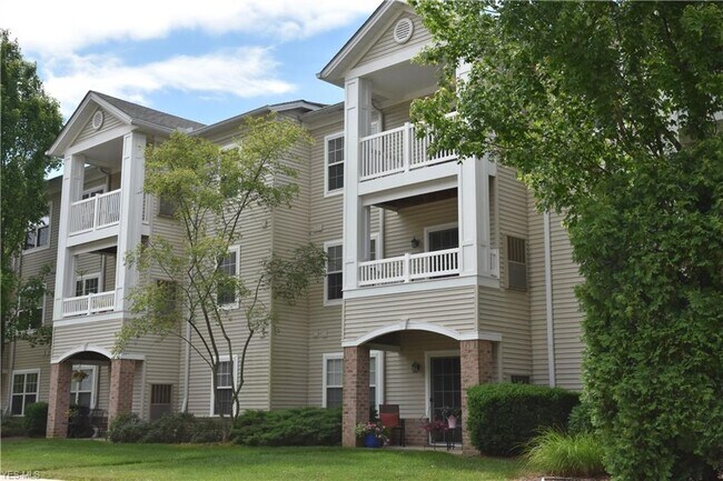 Building Photo - 100 Community Dr