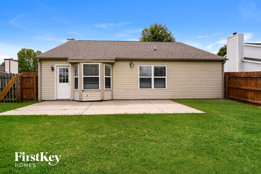 Building Photo - 5631 Willowridge Ct