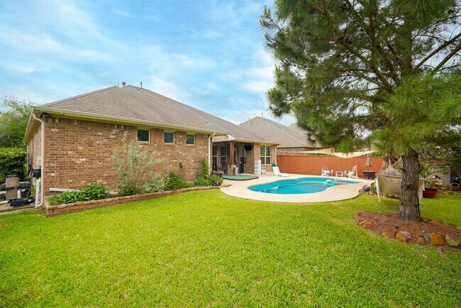 Building Photo - 26 Lufberry Pl