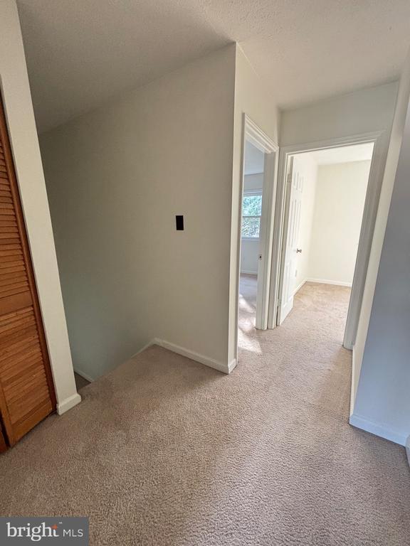 Building Photo - 109 Ash Hollow Dr