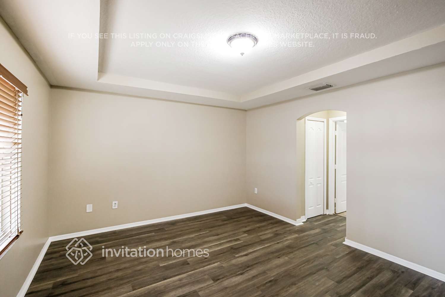 Building Photo - 16244 SW 44th Ln