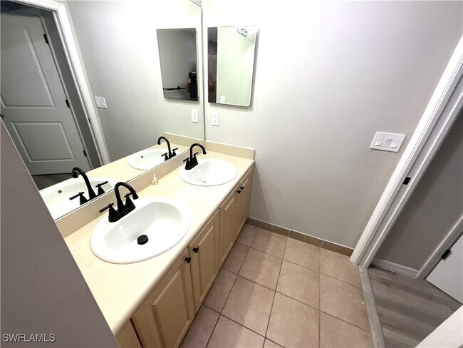 Building Photo - 8358 Bernwood Cove Loop