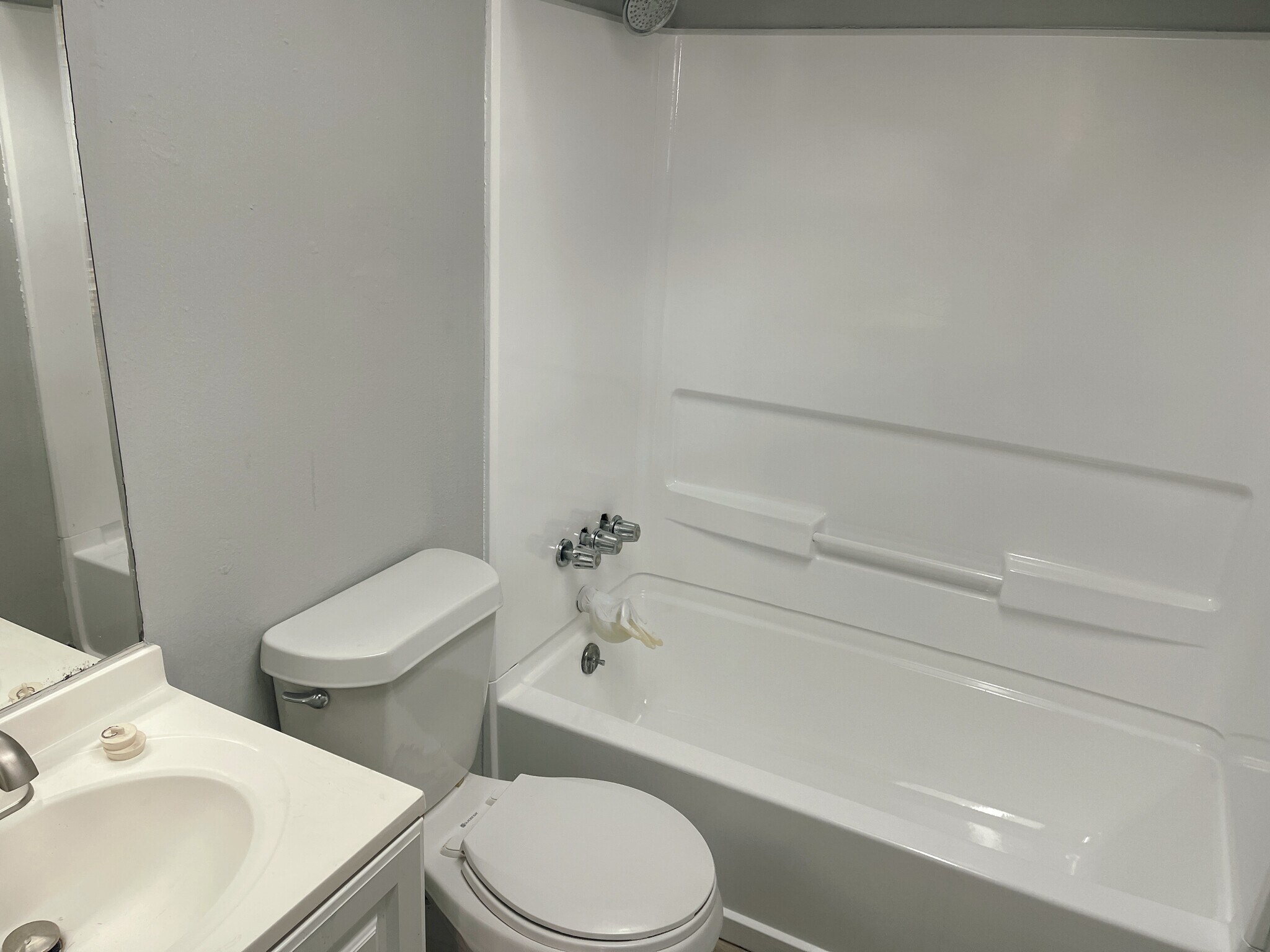 Building Photo - 1264 E 113th Ave