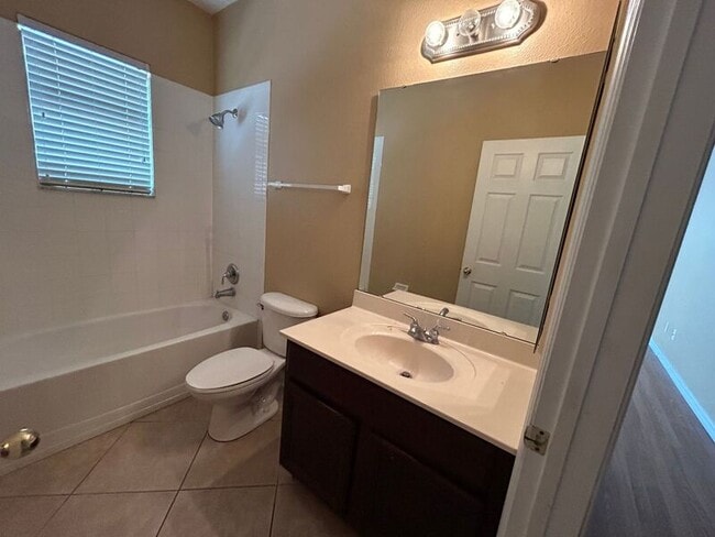 Building Photo - 854 Kazaros Cir