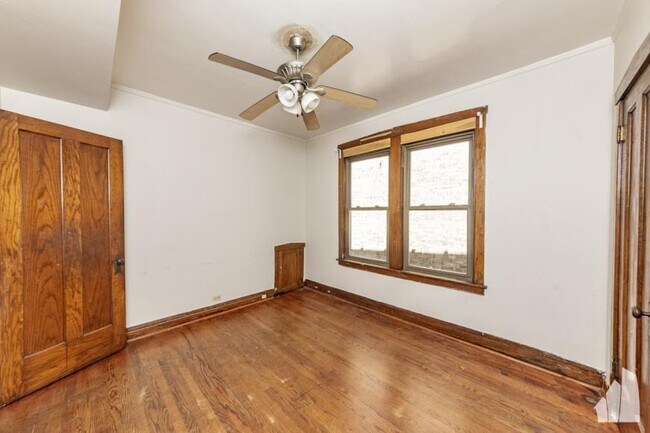 Primary Photo - 2 bedroom in Chicago IL 60647