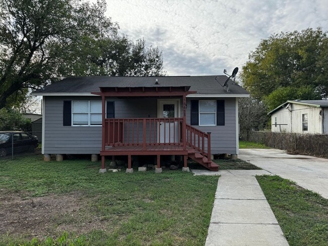 Primary Photo - BUENA VISTA