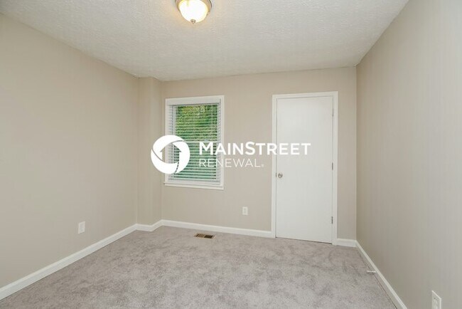 Building Photo - 4 Bedroom Pet-Friendly Home in Powder Spri...