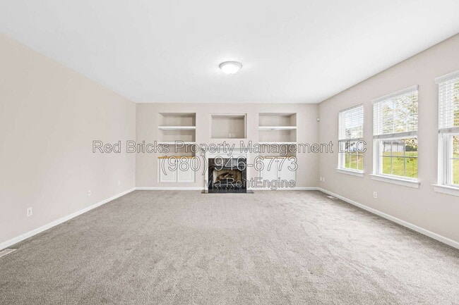 Building Photo - 10613 Bere Island Dr