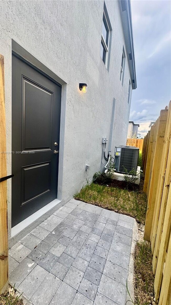 Building Photo - 19479 SW 340th St