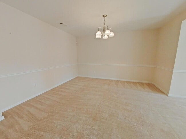 Building Photo - 113 Dozier Dr