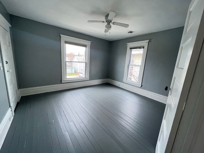 Building Photo - 75 Sheldon Blvd SE