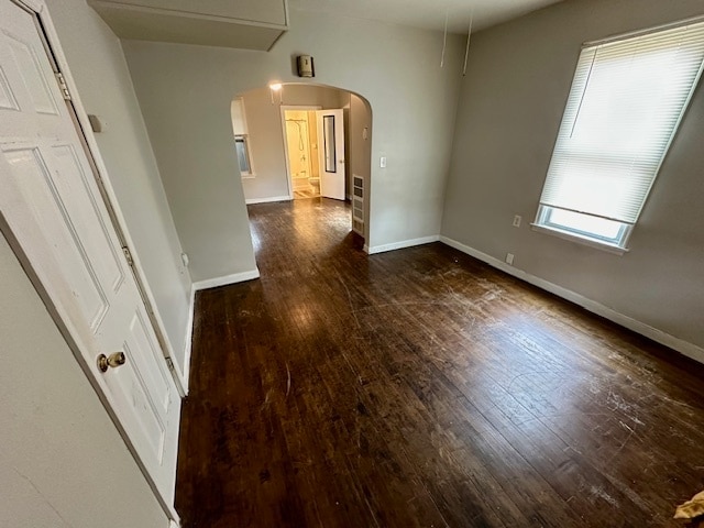 Building Photo - 504 E Washington Ave