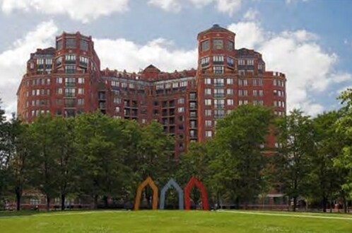 Building Photo - 10 Rogers St