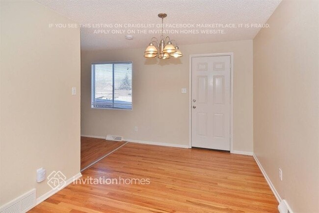 Building Photo - 423 S Potomac Cir