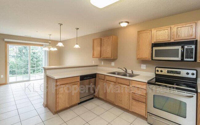 Building Photo - 8610 EP True Pkwy