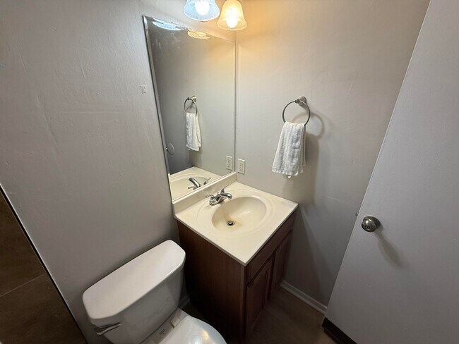 Building Photo - 205 Wheaton Ct