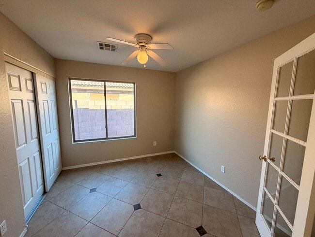 Building Photo - Gorgeous 3Bdm 2Ba Goodyear Home on a Cul-de-sac! *NO Carpets*