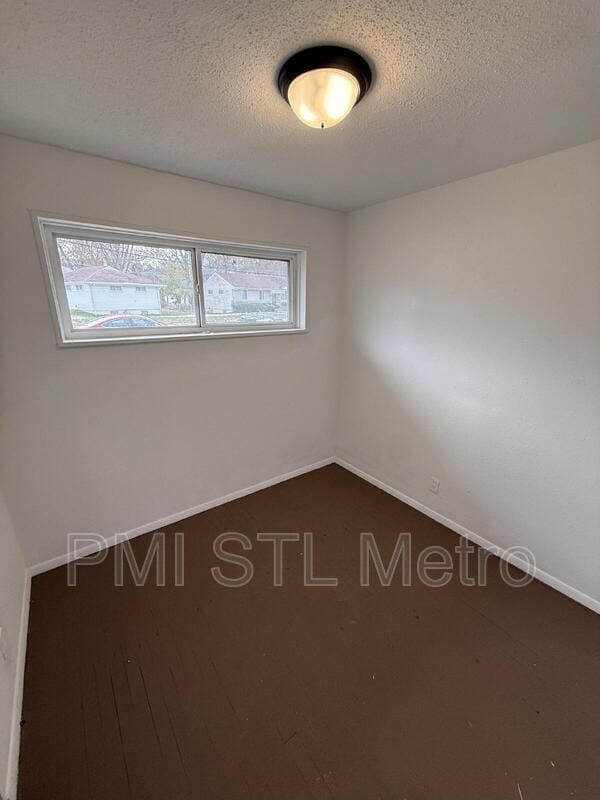 Building Photo - 5633 Parchester Dr