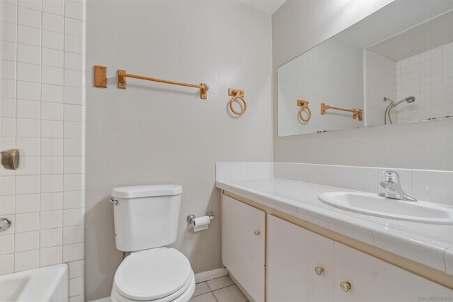 Building Photo - 6734 Barnhurst Dr