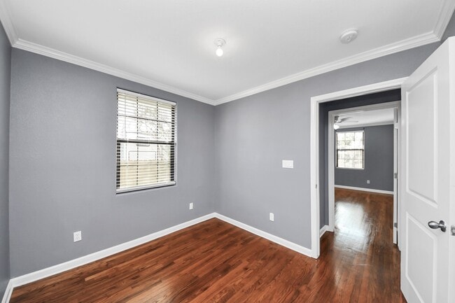 Building Photo - 5635 Mc Cracken Rd