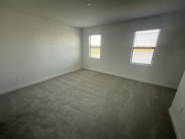 Building Photo - 14116 Gardeners Wy