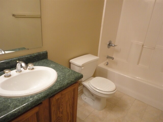 Building Photo - 7641 Blackthorn Ct