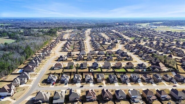 Building Photo - 522 Jeffrey Dr