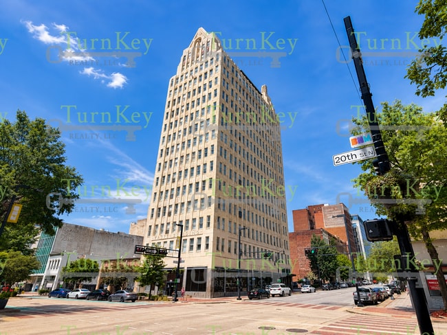 Building Photo - Condo for rent in Downtown Birmingham