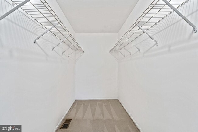 Building Photo - 4401 Aberdeen Ln