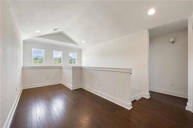 Building Photo - 1311 Fort Branch Blvd