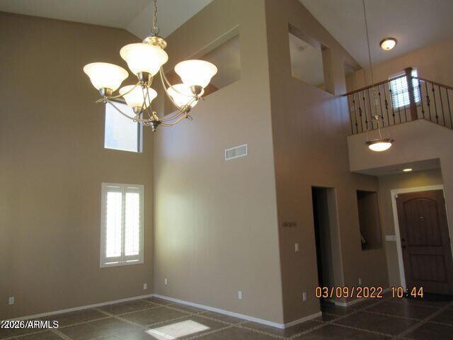 Building Photo - 3928 E Parkview Dr