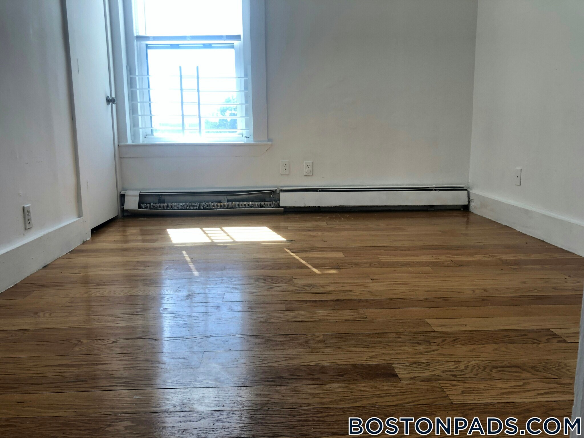 Building Photo - 270 Bowdoin St