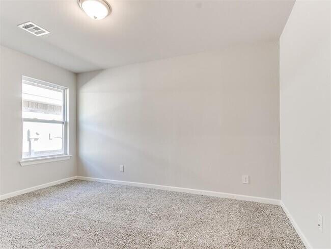 Building Photo - 9207 SW 47th St