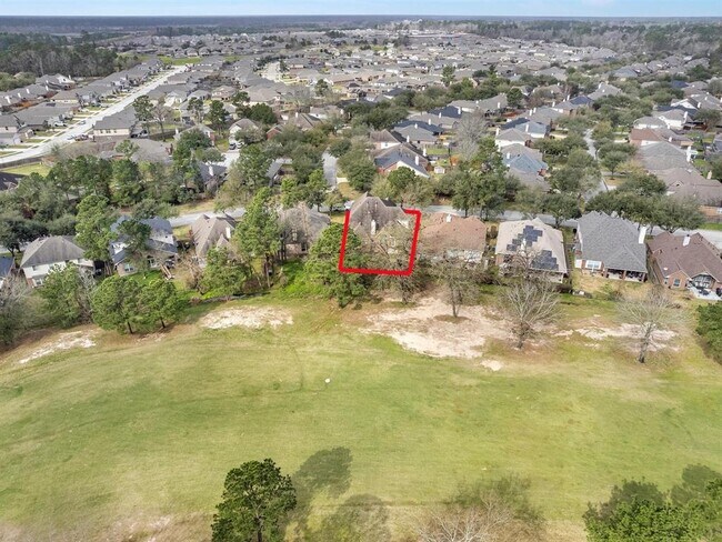Building Photo - 25553 Oakhurst Forest Dr