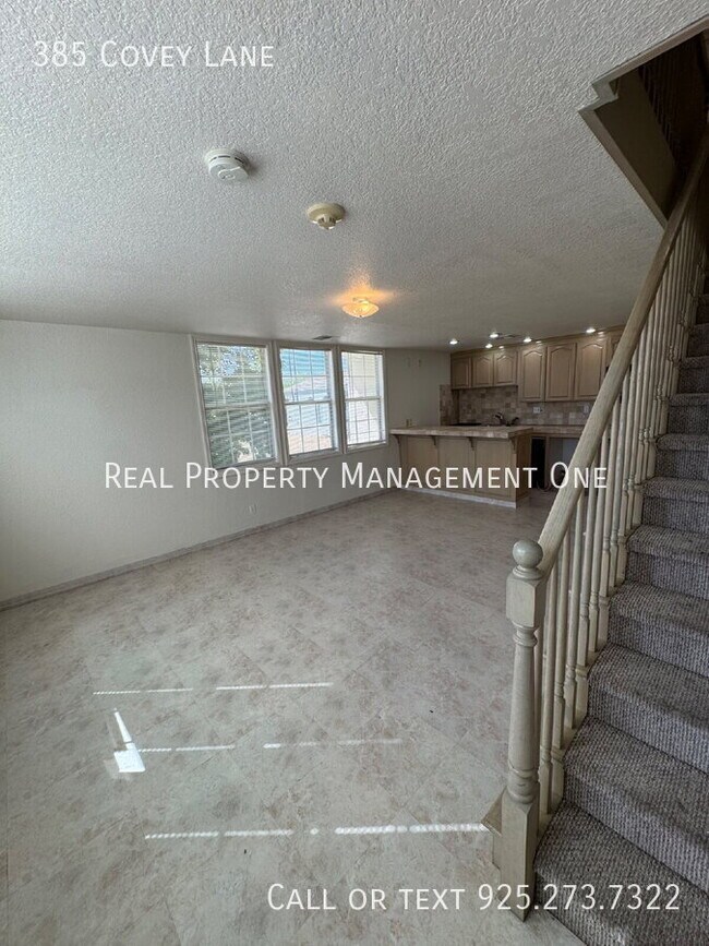 Building Photo - 385 Covey Ln