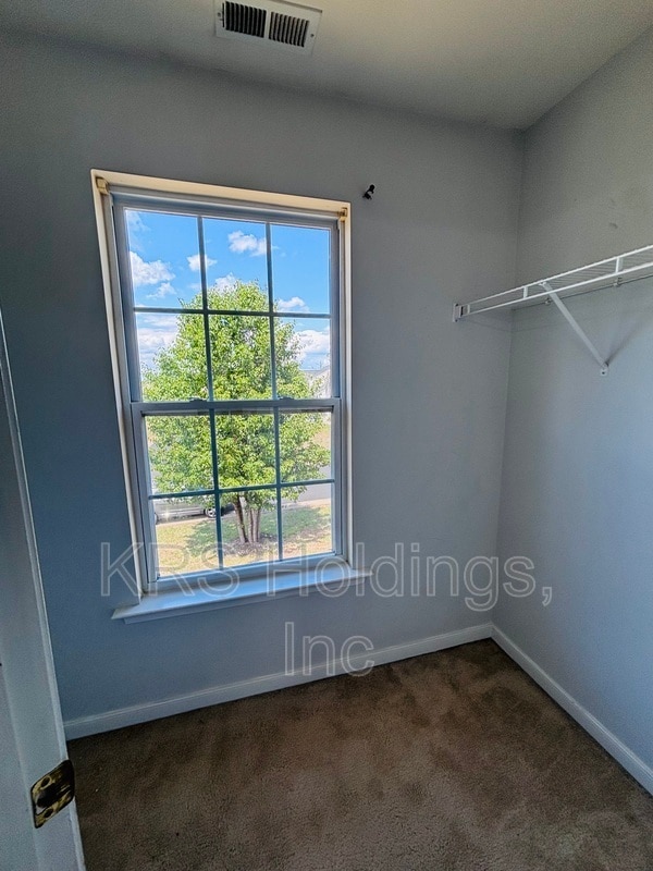 Building Photo - 3407 Thornsett Dr