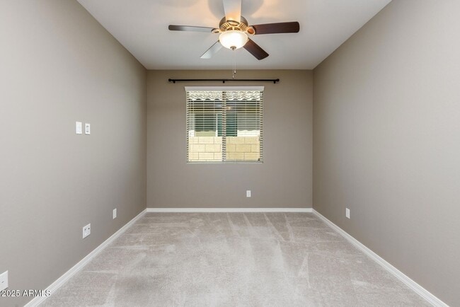 Building Photo - 20673 E Canary Way