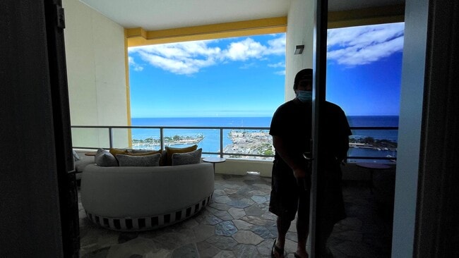 Building Photo - Unbeatable location in Kakaako/Ward Village areas -  2 Bed 2 Bath 1 Parking